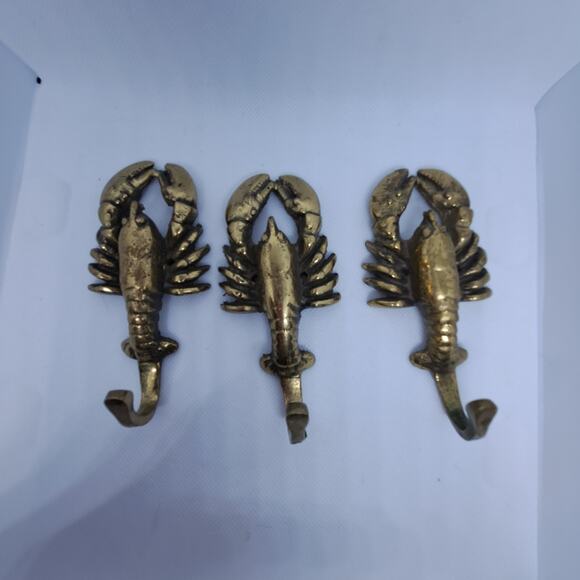 Set Of 3 Brass Lobster Key or Potholder Hat Hook Kitchen Vtg Decor 4.5" x 2" - Picture 1 of 6